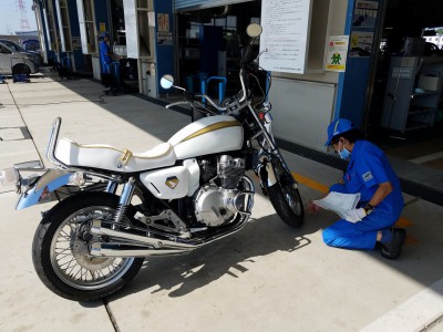 ギリギリセーフ(*￣-￣) | バイクショップかおるん家 | 名古屋からもすぐの大治町のカスタムバイクショップ|あま市もすぐ